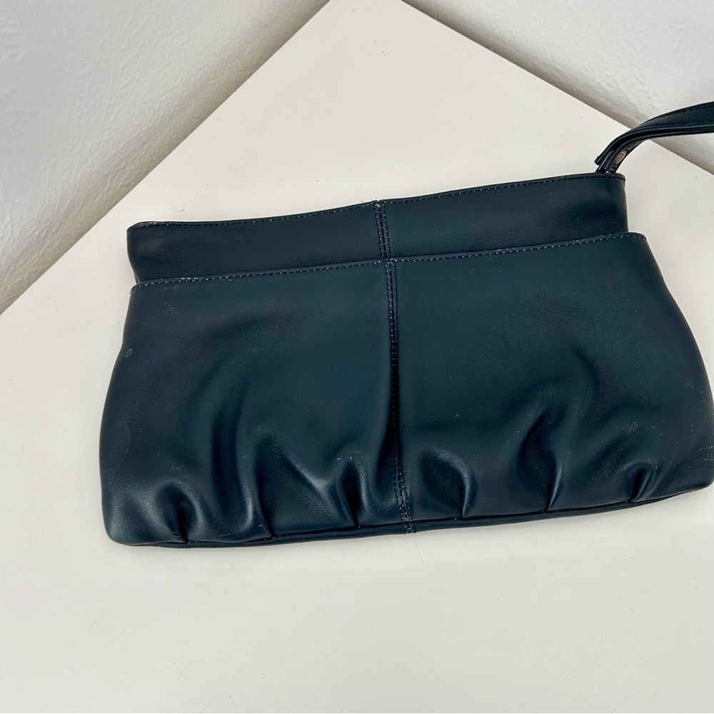 EUC- Levi Strauss Navy Clutch Leather Bag. 
Snap side Pocket, Zipper Main